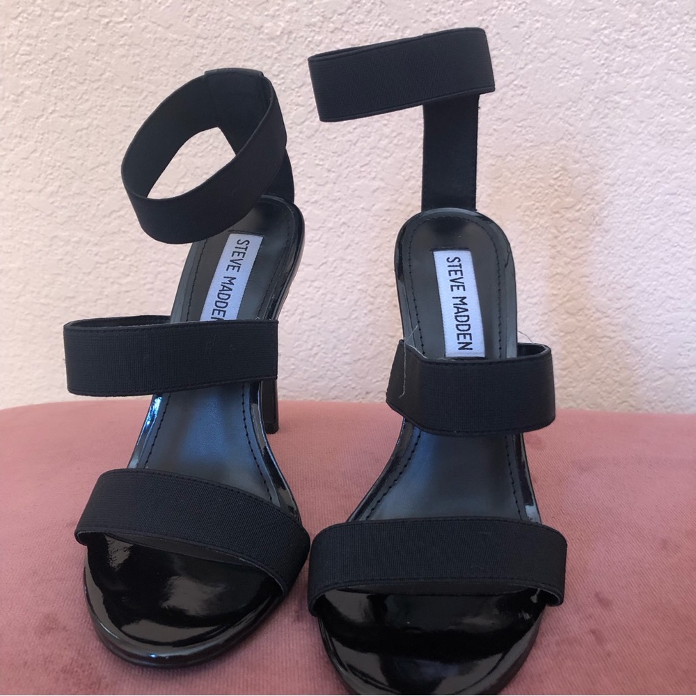 Steve Madden Black Patent Heels
